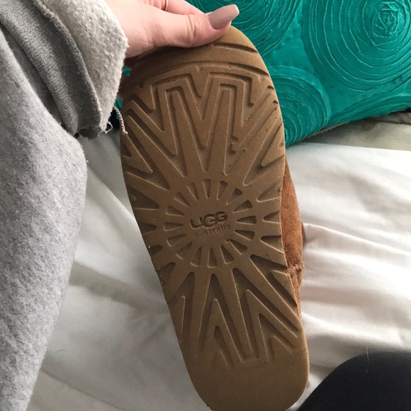 tan uggs! - Picture 4 of 4